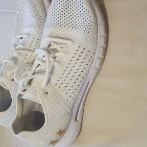 Under Armour Hovr